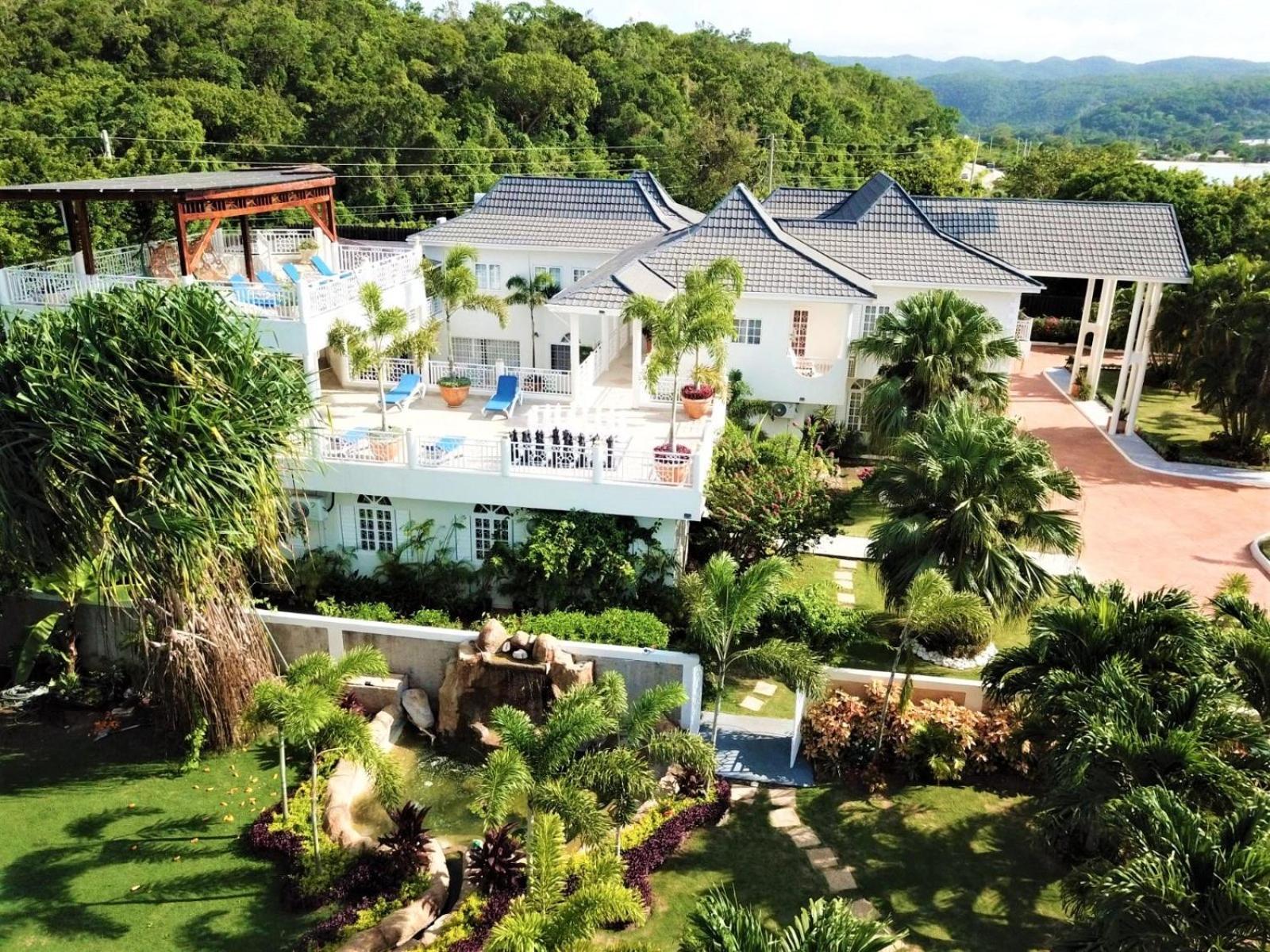 Mais Oui Villa Discovery Bay Exterior foto